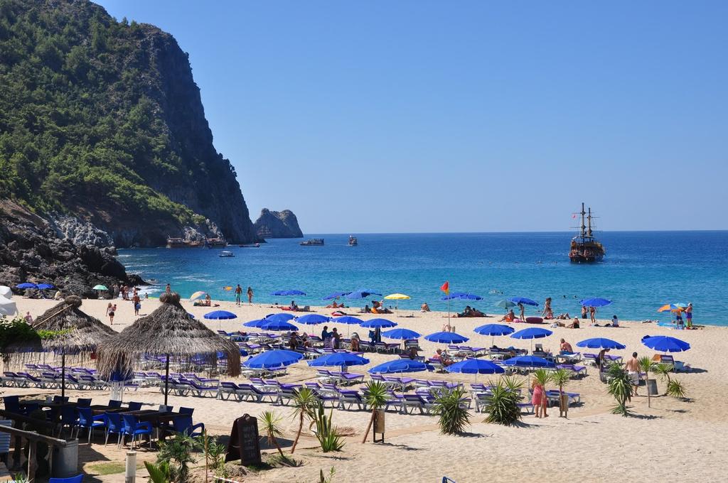 The best beaches in Alanya: sand or pebbles