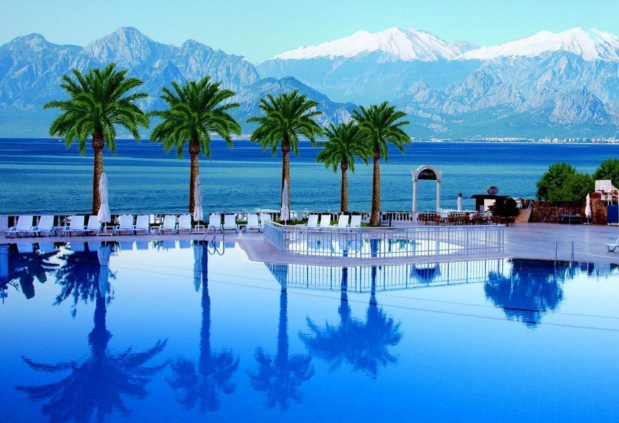 Antalya coast or how to choose your holiday