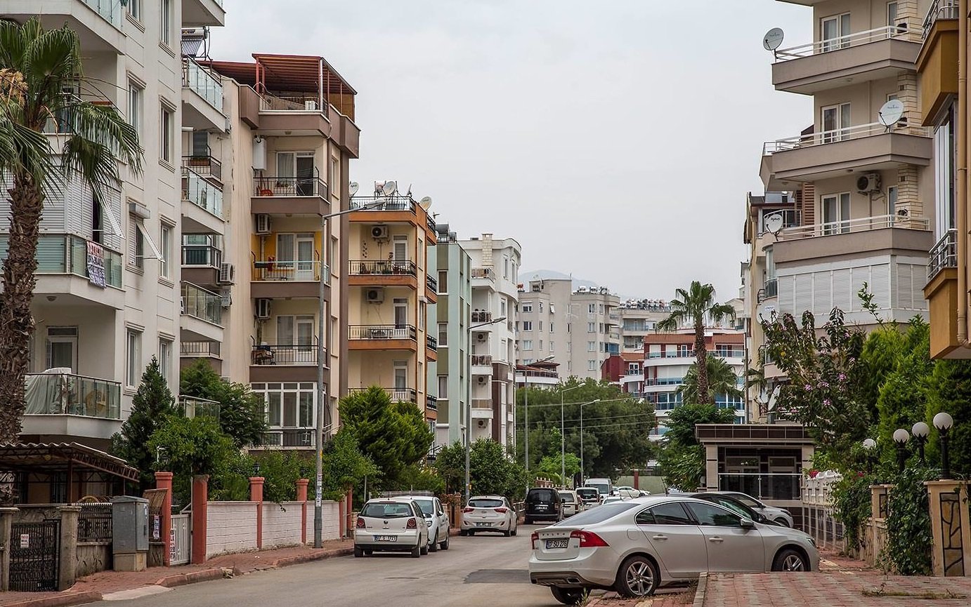 Dreams of the Mediterranean coast, or How Russians live in Turkey