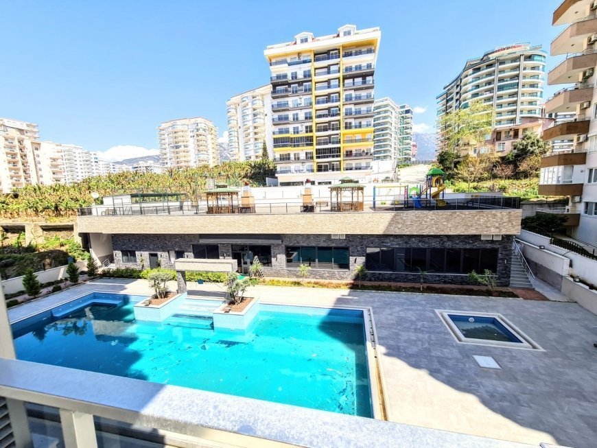 Sale of a Spacious Apartment 2 + 1 in a New Residential Complex in Mahmutlar