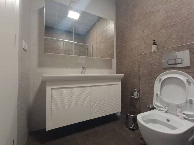 Sale of a Spacious Apartment 2 + 1 in a New Residential Complex in Mahmutlar