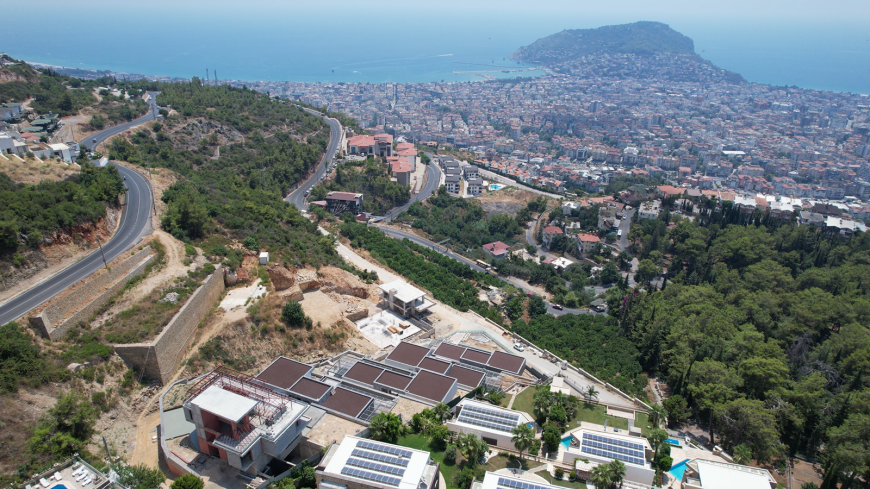 Alanya Bektaş  Projeden Satılık 4+1 5+1  Ultra Lüx Müstakil Havuz Bahçeli Full Deniz Dağ Manzara Villalar