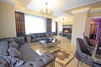 A luxurious private penthouse in the popular area of Mahmutlar