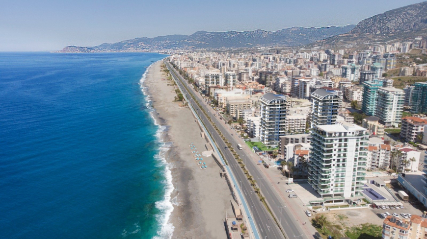 New residential complex in the center of Mahmutlar on the first coastline