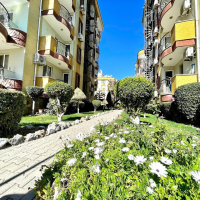 2+1 apartment for sale in Oba just 300 meters from the beautiful beaches of the area