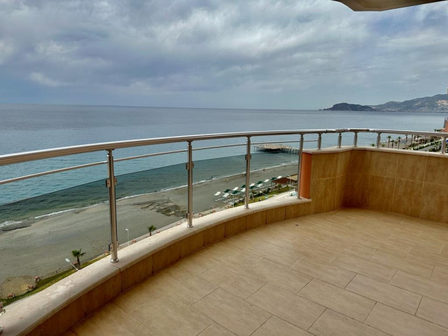 Luxury apartment for sale on the first coastline in Mahmutlar