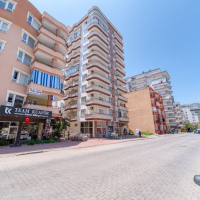 Spacious apartment with three bedrooms and new furniture in Mahmutlar