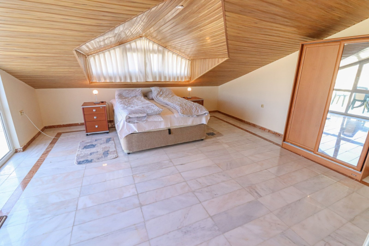 Apartment — Oba · R9-5161 — photo 9