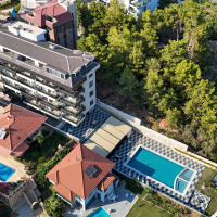 Modern Sea View Apartment for a Perfect Holiday