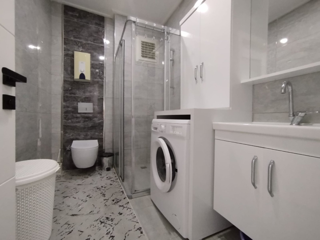 Spacious 1+1 Apartment in Mahmutlar – Fully Furnished, Ideal for Living or Investment