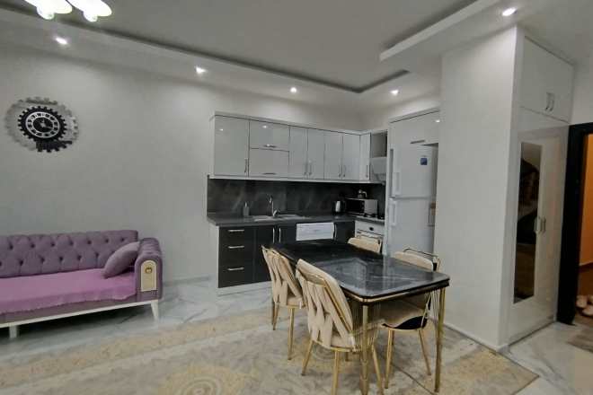 Spacious 1+1 Apartment in Mahmutlar – Fully Furnished, Ideal for Living or Investment
