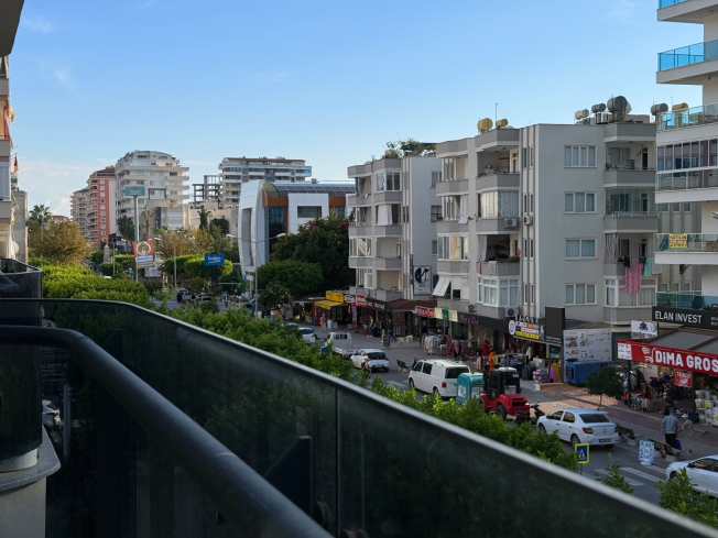 Cozy and Stylish 2+1 Apartment Just 150 Meters from the Sea in the Heart of Mahmutlar!