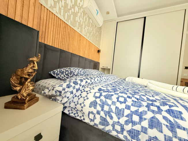 Cozy and Stylish 2+1 Apartment Just 150 Meters from the Sea in the Heart of Mahmutlar!