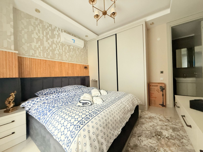 Cozy and Stylish 2+1 Apartment Just 150 Meters from the Sea in the Heart of Mahmutlar!
