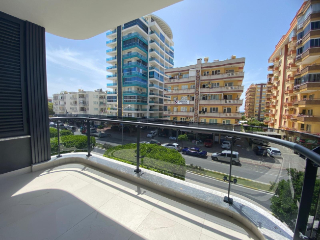 Cozy and Stylish 2+1 Apartment Just 150 Meters from the Sea in the Heart of Mahmutlar!