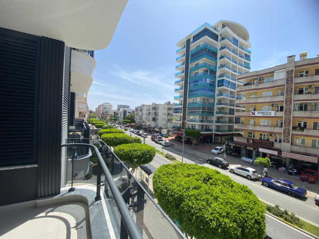 Cozy and Stylish 2+1 Apartment Just 150 Meters from the Sea in the Heart of Mahmutlar!