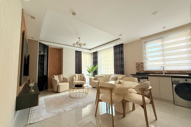 Cozy and Stylish 2+1 Apartment Just 150 Meters from the Sea in the Heart of Mahmutlar!