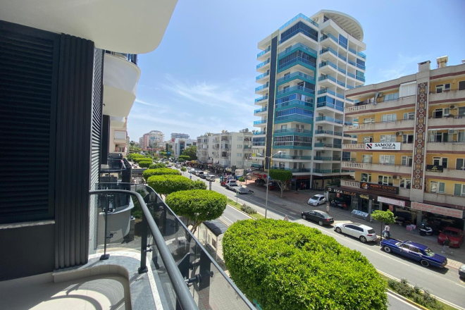 Cozy and Stylish 2+1 Apartment Just 150 Meters from the Sea in the Heart of Mahmutlar!