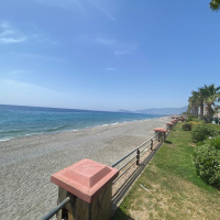 Cozy and Stylish 2+1 Apartment Just 150 Meters from the Sea in the Heart of Mahmutlar!