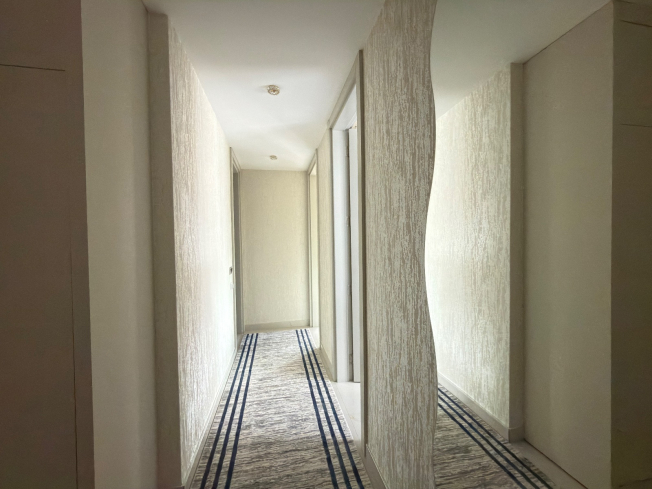 Spacious 2+1 Apartment with Stunning Sea View in the Heart of Mahmutlar!