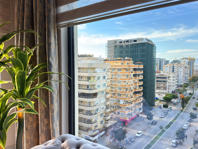 Spacious 2+1 Apartment with Stunning Sea View in the Heart of Mahmutlar!