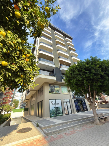 Spacious 2+1 Apartment with Stunning Sea View in the Heart of Mahmutlar!