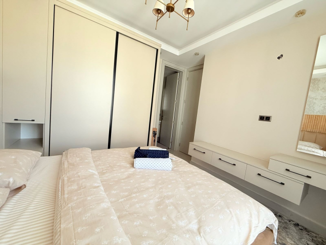 Spacious 2+1 Apartment with Stunning Sea View in the Heart of Mahmutlar!