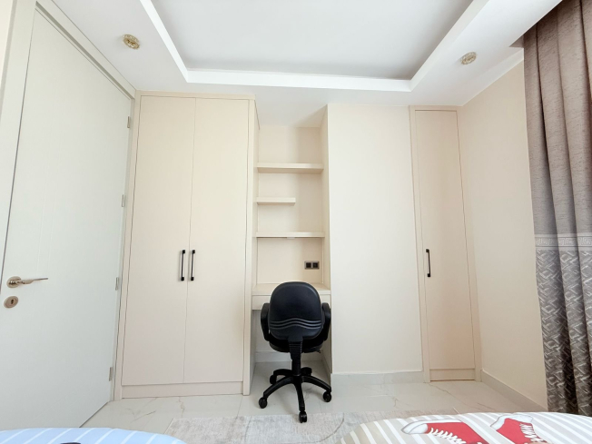 Spacious 2+1 Apartment with Stunning Sea View in the Heart of Mahmutlar!
