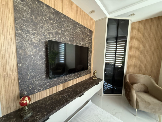 Spacious 2+1 Apartment with Stunning Sea View in the Heart of Mahmutlar!