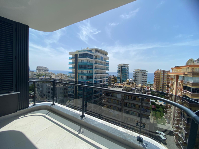 Spacious 2+1 Apartment with Stunning Sea View in the Heart of Mahmutlar!