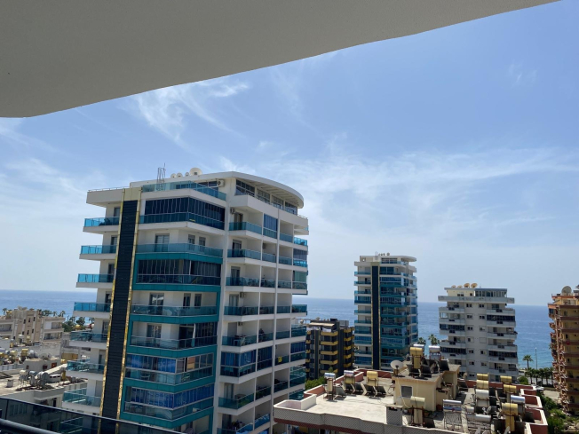 Spacious 2+1 Apartment with Stunning Sea View in the Heart of Mahmutlar!