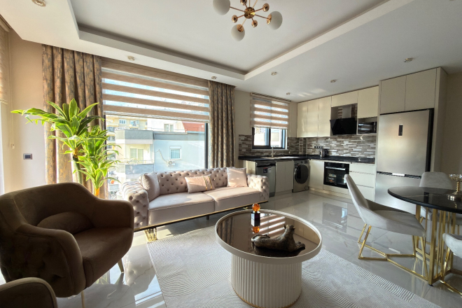 Spacious 2+1 Apartment with Stunning Sea View in the Heart of Mahmutlar!