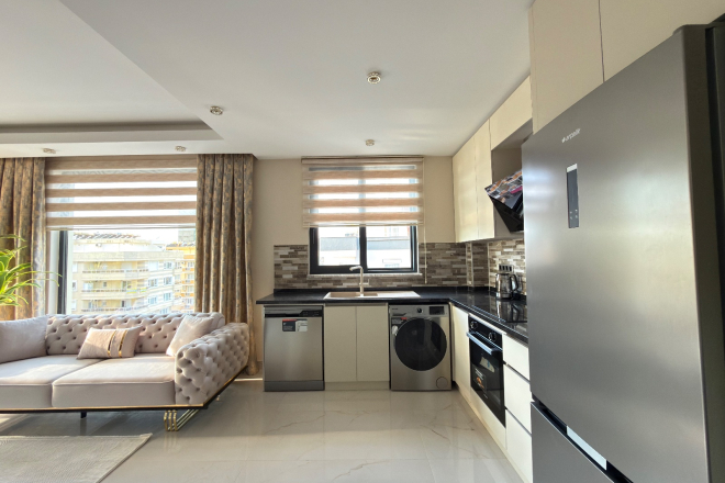 Spacious 2+1 Apartment with Stunning Sea View in the Heart of Mahmutlar!