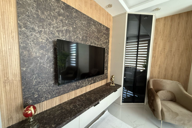 Spacious 2+1 Apartment with Stunning Sea View in the Heart of Mahmutlar!