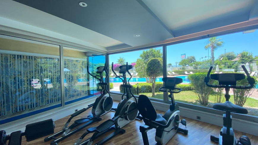 Sea View Apartments in Mahmutlar: First Line to the Beach, Luxury Facilities, Stunning Mediterranean Views