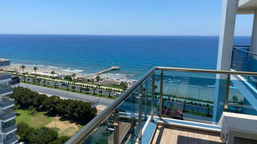Sea View Apartments in Mahmutlar: First Line to the Beach, Luxury Facilities, Stunning Mediterranean Views