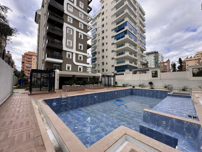Ready-to-move-in 1+1 Apartment with Luxurious Facilities in Mahmutlar – 2-Year Interest-Free Installment Plan!