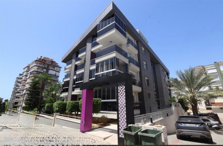 4+1 Duplex with Private Garden in Alanya City Center — Citizenship Approved!