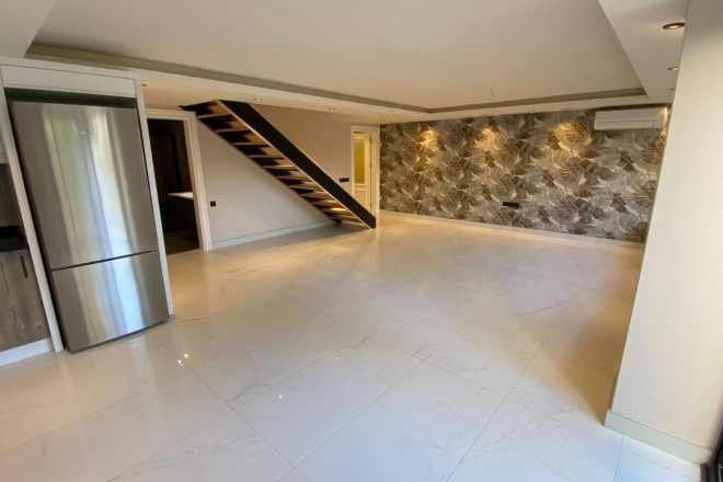 4+1 Duplex with Private Garden in Alanya City Center — Citizenship Approved!
