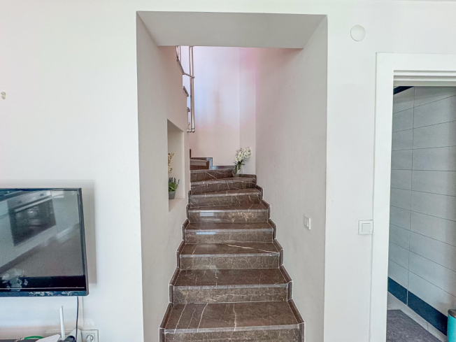 Cozy 3+1 Furnished Duplex in Oba – Ready to Move In, Residence Permit Eligible!