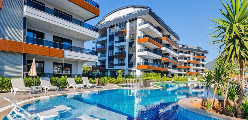 Spacious 64+1 Penthouse with Separate Kitchen and Mountain View — Citizenship & Residence Permit Eligible