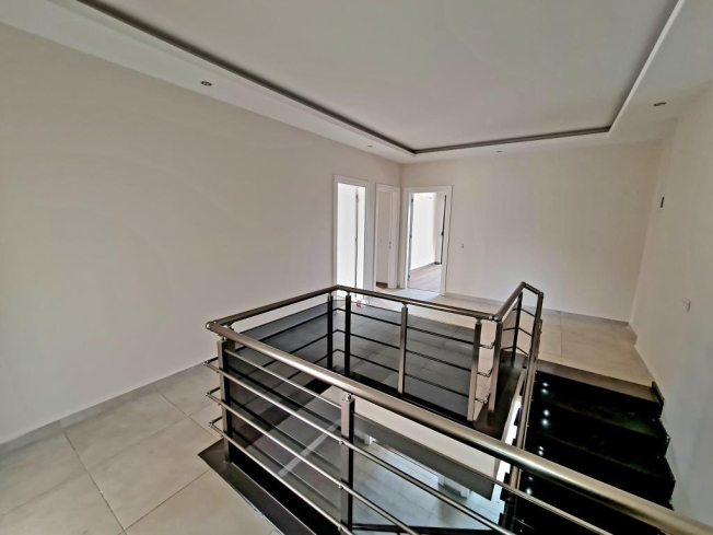 Spacious 64+1 Penthouse with Separate Kitchen and Mountain View — Citizenship & Residence Permit Eligible