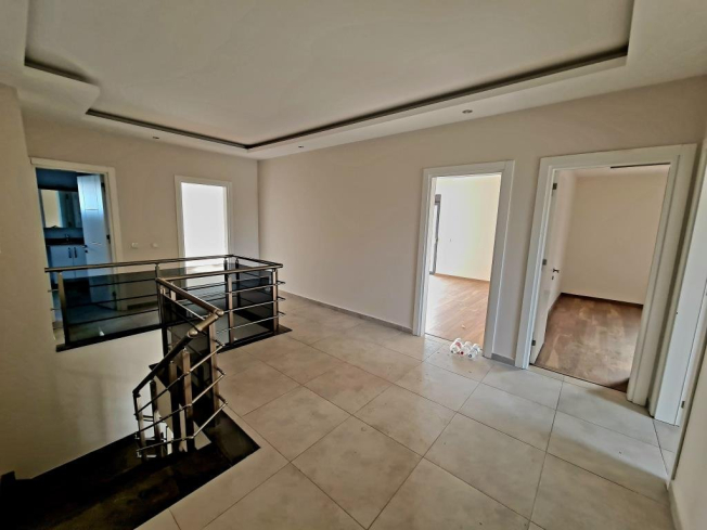 Spacious 64+1 Penthouse with Separate Kitchen and Mountain View — Citizenship & Residence Permit Eligible