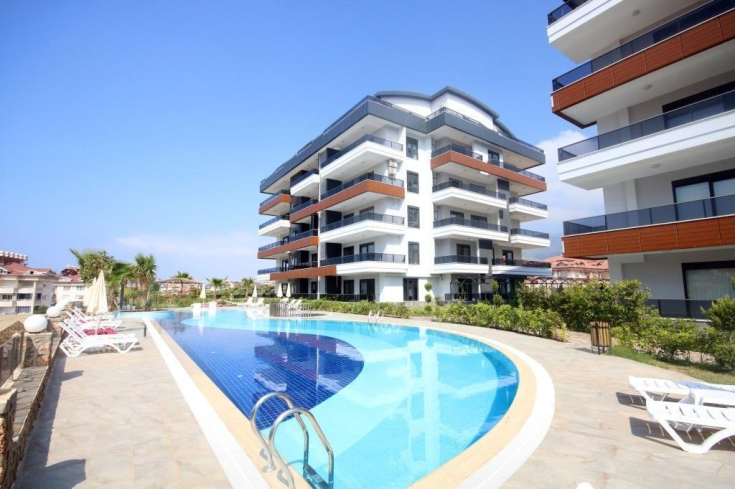 Spacious 64+1 Penthouse with Separate Kitchen and Mountain View — Citizenship & Residence Permit Eligible