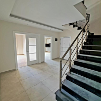 Spacious 64+1 Penthouse with Separate Kitchen and Mountain View — Citizenship & Residence Permit Eligible