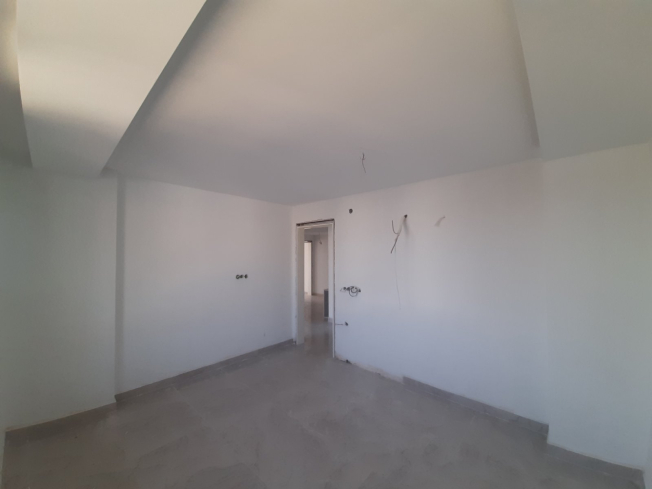 New 4+1 Penthouse with Sea & Mountain Views — Citizenship Eligible, Just 250 m from the Beach!