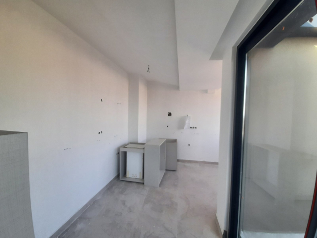 New 4+1 Penthouse with Sea & Mountain Views — Citizenship Eligible, Just 250 m from the Beach!