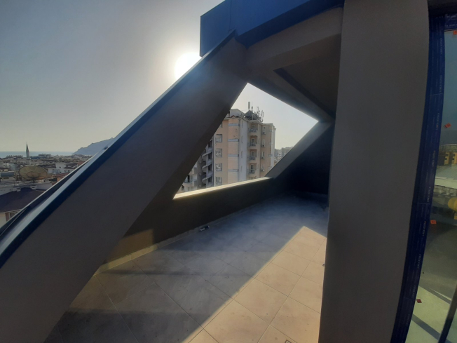 New 4+1 Penthouse with Sea & Mountain Views — Citizenship Eligible, Just 250 m from the Beach!