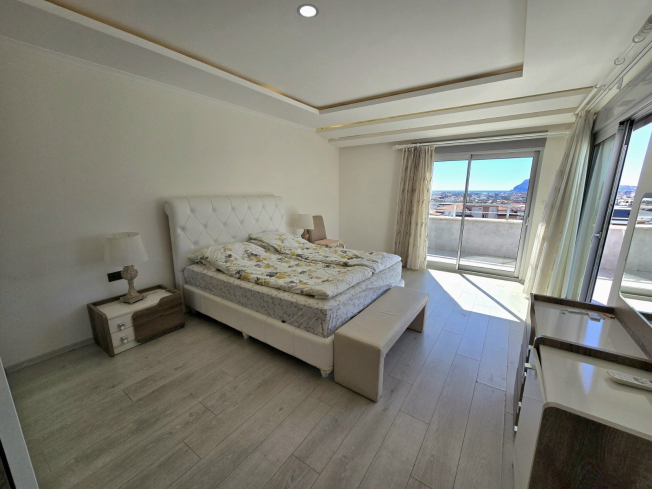 SPACIOUS 4+1 PENTHOUSE WITH UNIQUE LAYOUT — PERFECT FOR FAMILY LIVING!