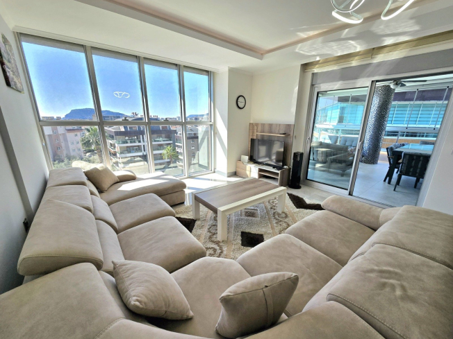 SPACIOUS 4+1 PENTHOUSE WITH UNIQUE LAYOUT — PERFECT FOR FAMILY LIVING!